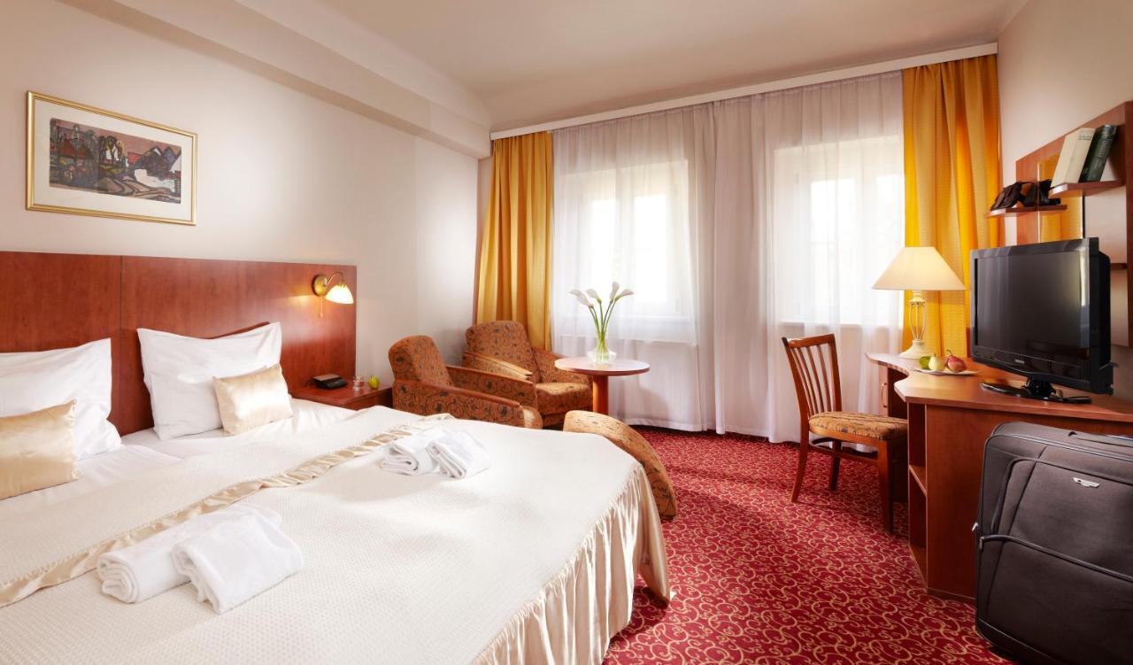 Spa Resort Pawlik-Aquaforum Frantiskovy Lazne Room photo