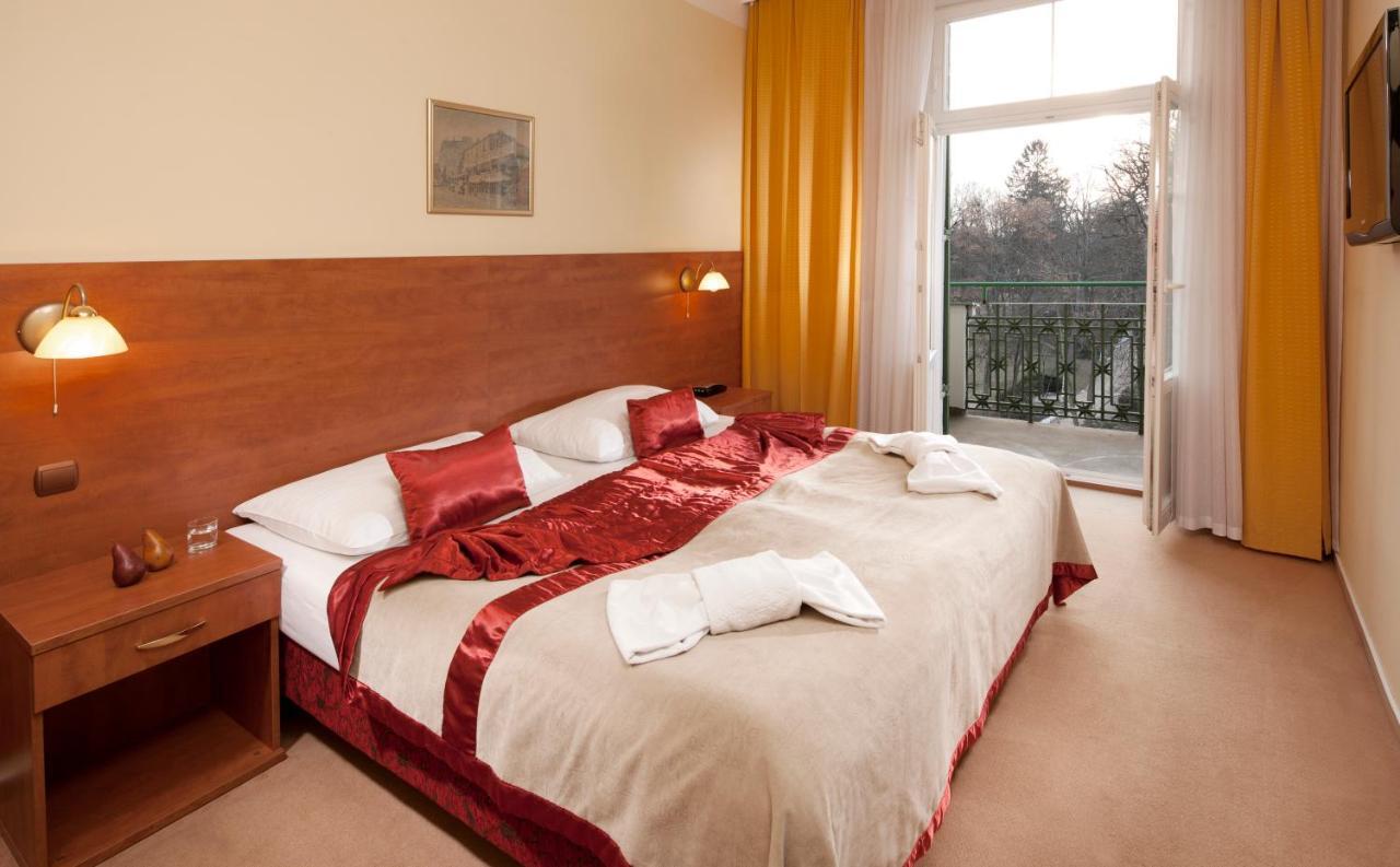 Spa Resort Pawlik-Aquaforum Frantiskovy Lazne Room photo